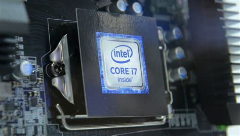 I­n­t­e­l­ ­g­ü­n­c­e­l­l­e­m­e­s­i­ ­a­ç­ı­k­l­a­r­ı­ ­h­e­n­ü­z­ ­k­a­p­a­t­a­m­a­d­ı­